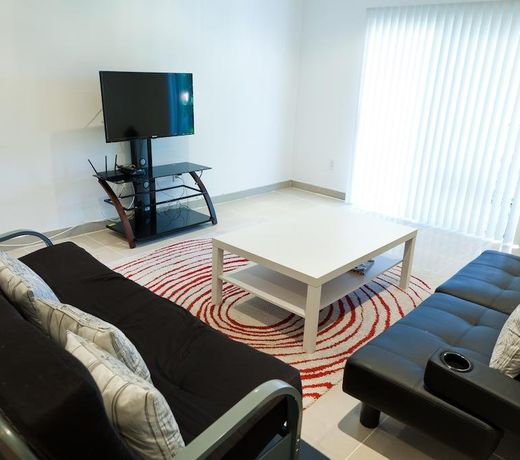 INTERNATIONAL SHARED LIVING