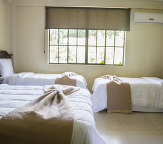 Farallones Hotel