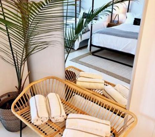 Aqua by American Beech