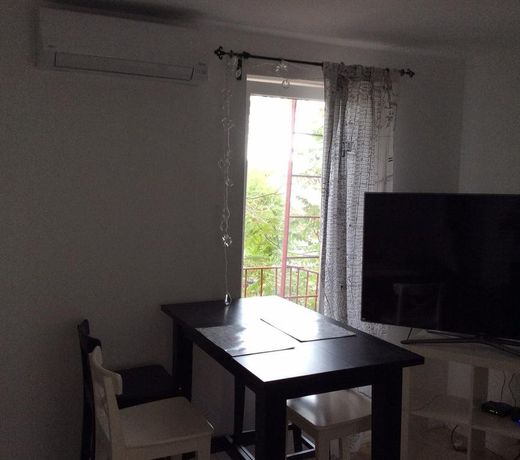 Beachside Apartment Brooklyn
