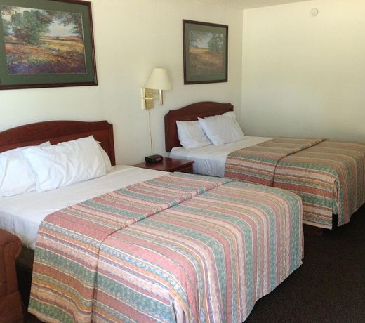 Budget Inn & Suites