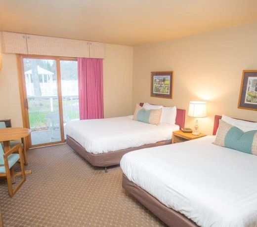 Somerset Inn & Suites