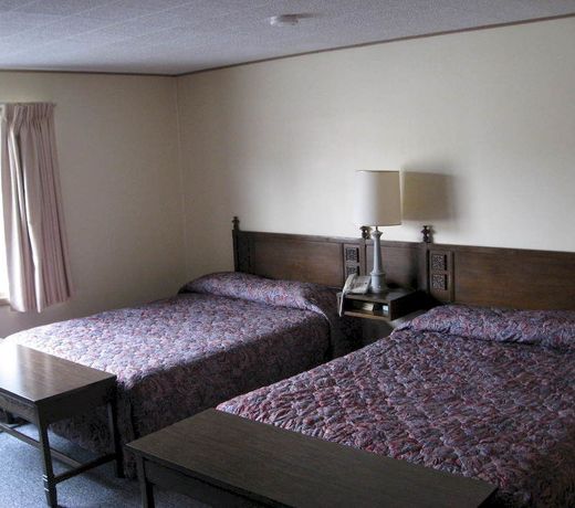 Oneida Village Inn