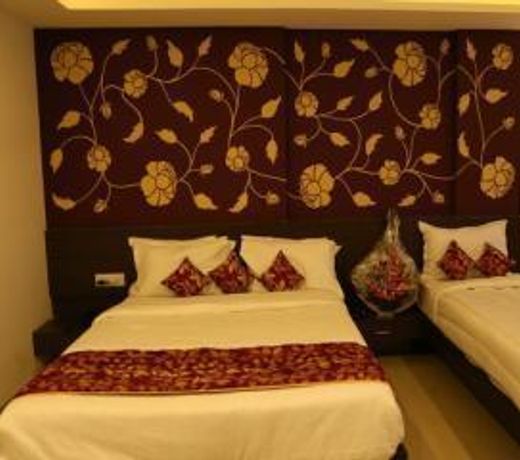 OYO 15108 Hotel Galaxy Inn