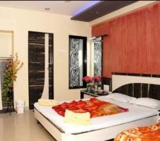 Hotel Pooja
