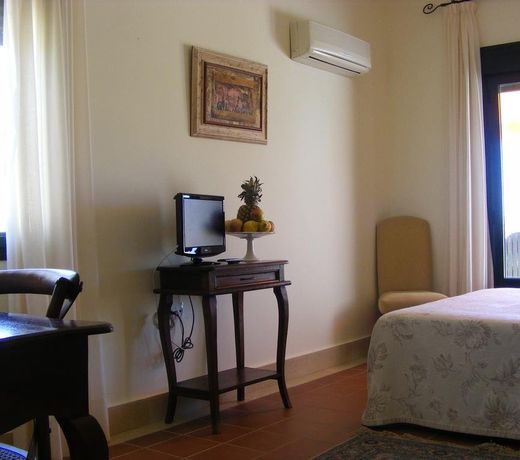 Hotel Sindhura
