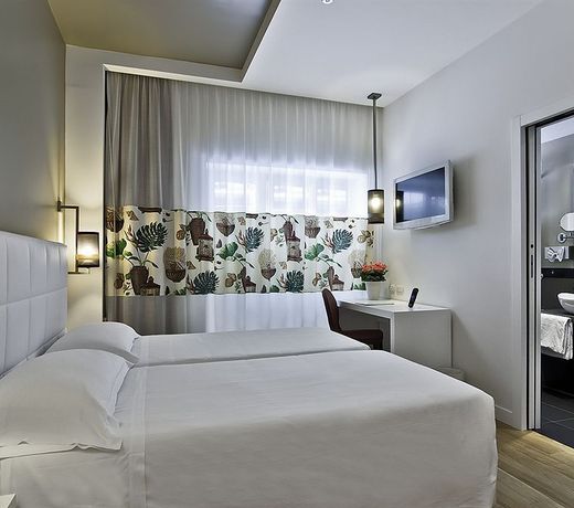 Hotel Caravel