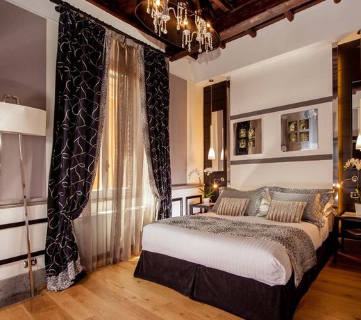 The Inn at the Spanish Steps
