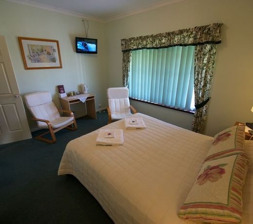 Homestead Bed & Breakfast