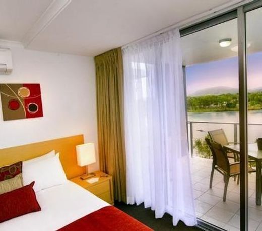 Edge Apartment Hotel