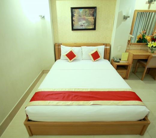 Lucky Star Hotel 146 Nguyen Trai