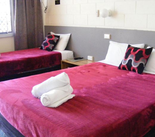 Motel Lodge