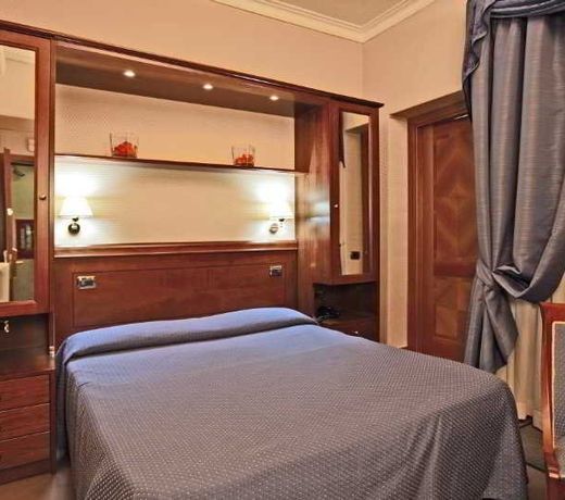 Hotel Montecarlo