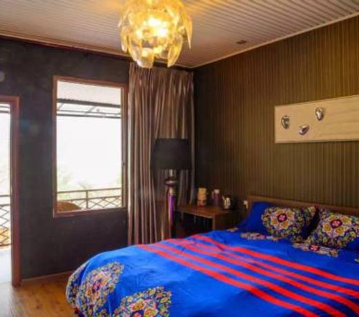 Leshan Fodi Inn