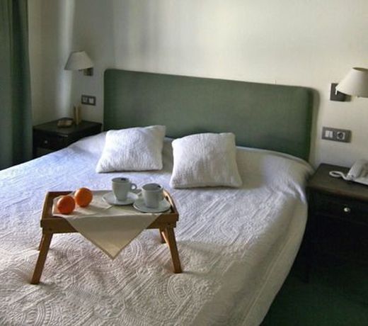 Aston Hotel