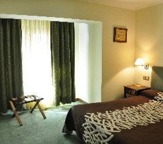 Aston Hotel