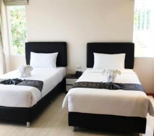 Royal Lee Resort and Spa