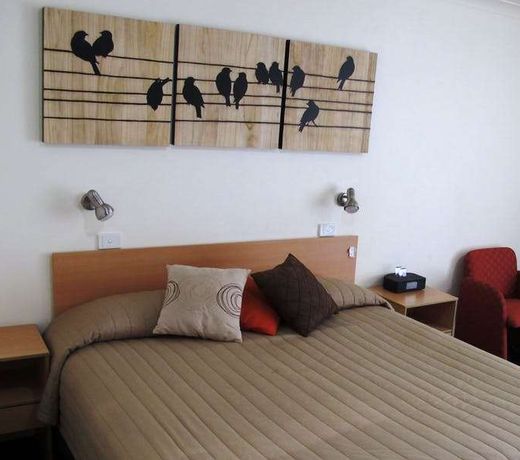 Aston Hill Motor Lodge