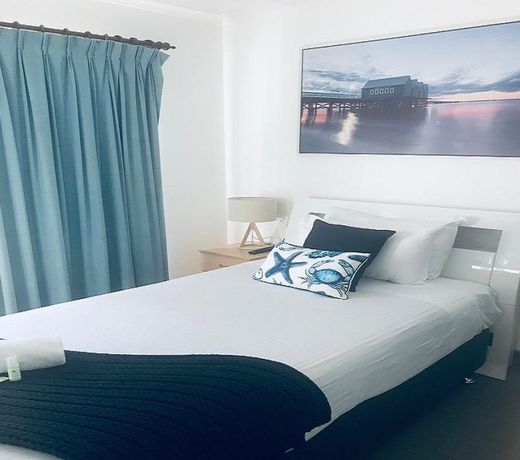 Ocean Breeze Motel