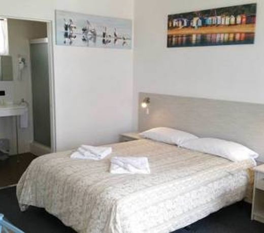 Le George Motel