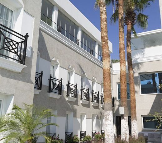 Ena Boutique Hotel