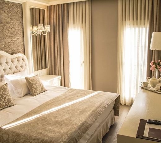 Ena Boutique Hotel