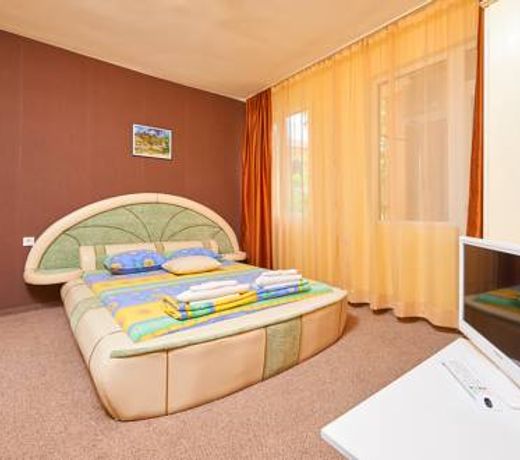 Peneka Hotel