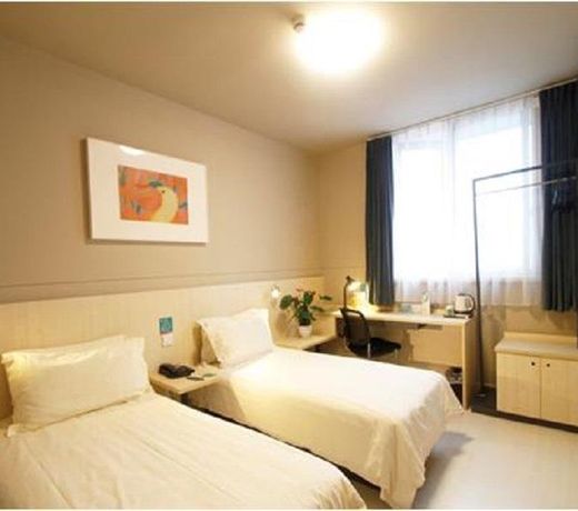 Hanting Hotel Shanghai Jinshajiang Road Metro Station