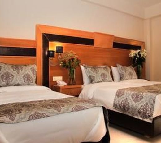 Grand Meteora Hotel