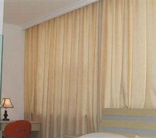Huameida Business Hotel - Qingdao