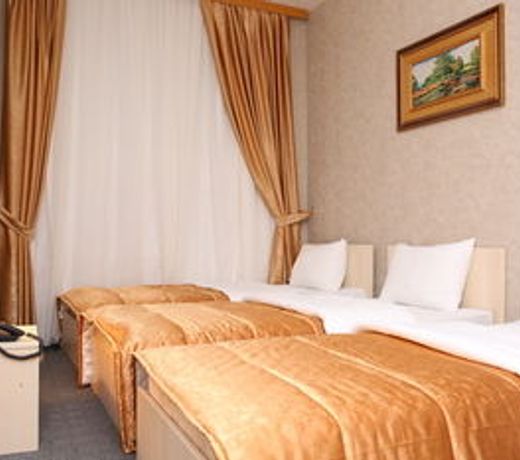 Riva Hotel