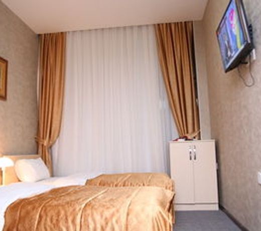 Riva Hotel