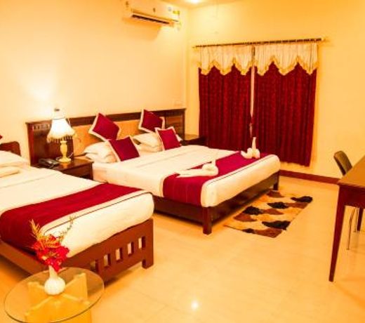 KSTDC Hotel Mayura Chalukya, Badami