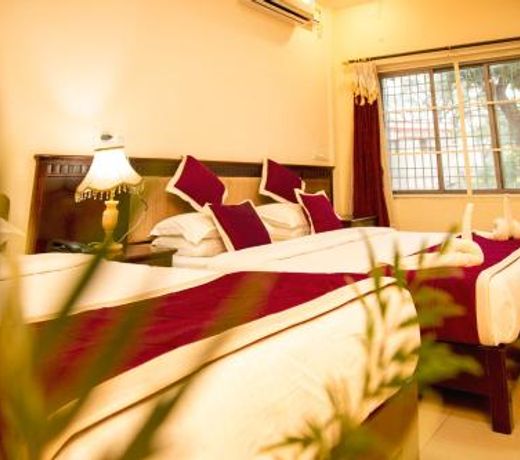 KSTDC Hotel Mayura Chalukya, Badami