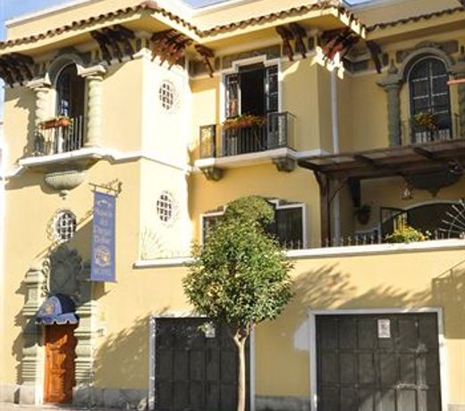 MANSION DEL PARQUE BOLIVAR