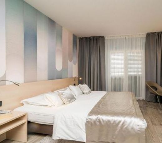 Berkeley Hotel & Day Spa