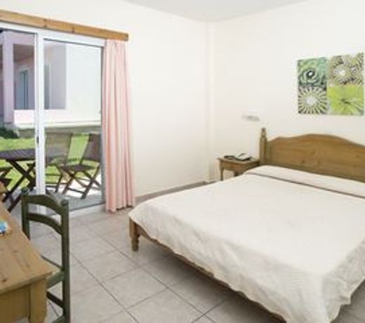 Akamanthea Holiday Village