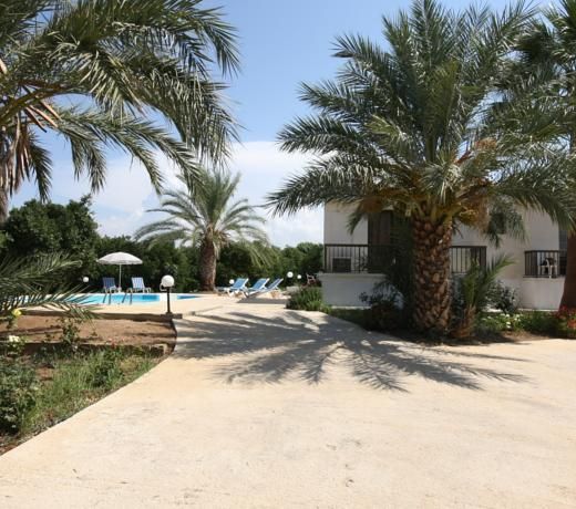 Villa MandoriA
