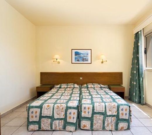 Ramada Hotel & Suites by Wyndham Ayia Napa