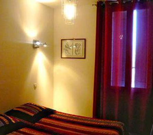 Hotel En Ville