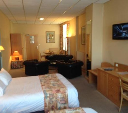 Metropol Hotel