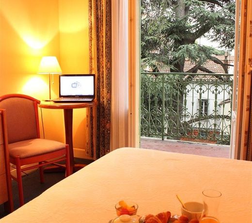 Hotel Verlaine
