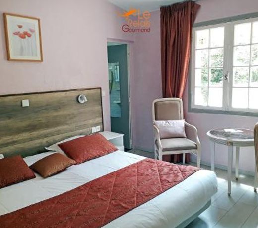 Logis La Bastide des Golfs