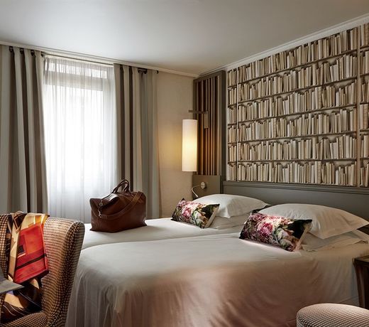 Hotel America