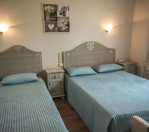 Hotel Le Blason de Provence