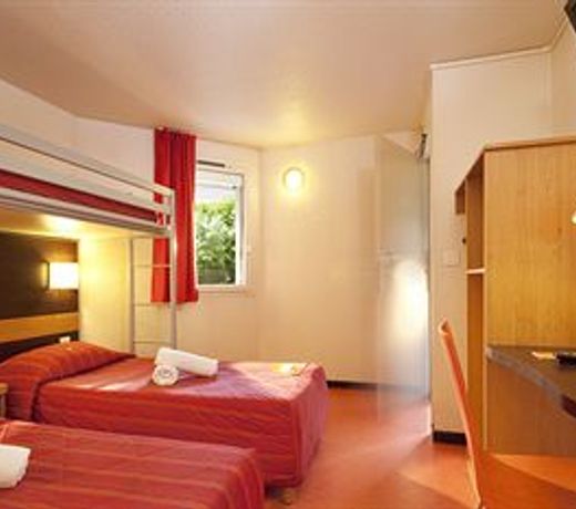 KYRIAD CHELLES CENTRE