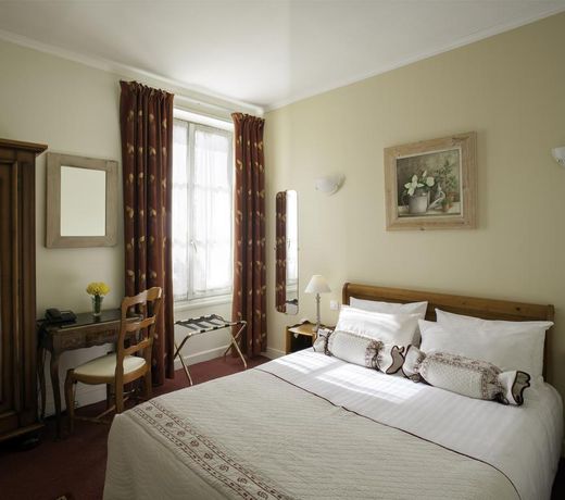 Chateaux Demeures Le Plantagenet