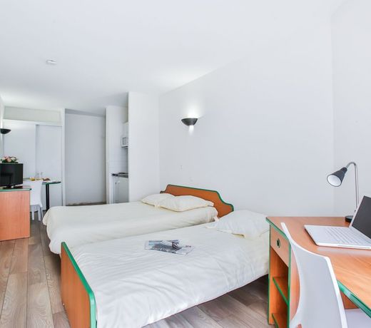 HÃ´tel et Residence Les Laureades Clermont-Ferrand Centre Jaude