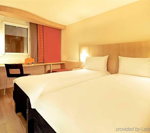 ibis Clermont Ferrand Montferrand