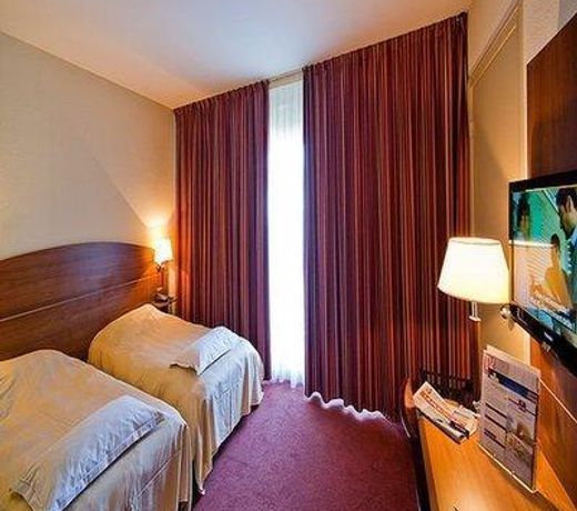 Kyriad Hotel Clermont Ferrand Centre